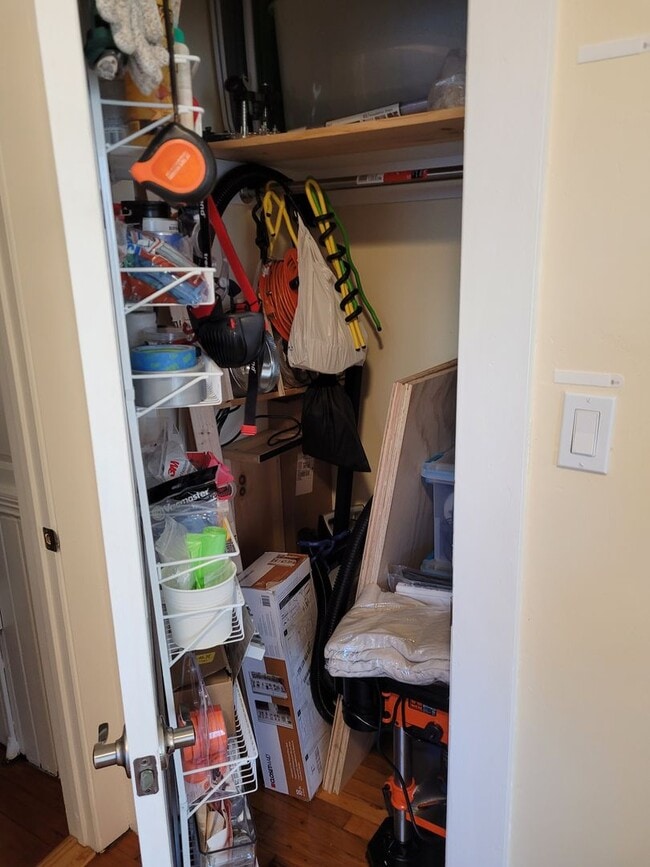 property at 7 Craigie Terrace