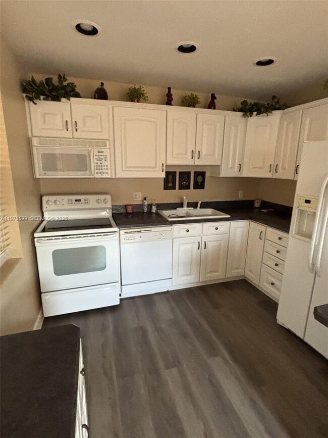 127 Lakeview Ave in Lantana, FL - Building Photo - Building Photo