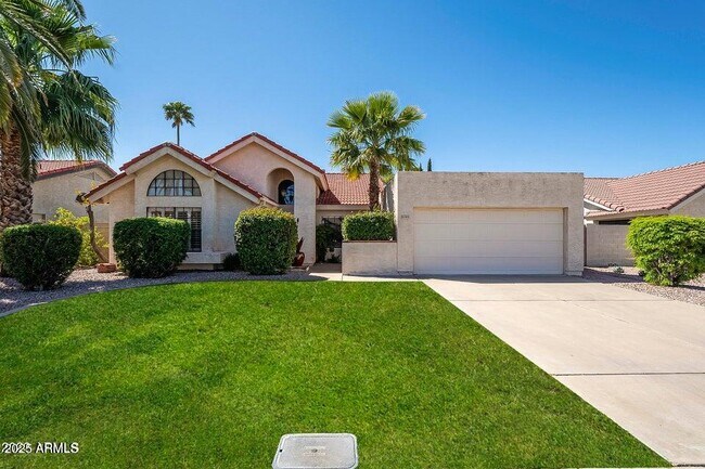 property at 11055 E Clinton St