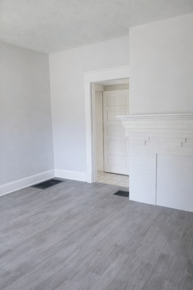 1212 Shorb Ave NW in Canton, OH - Building Photo - Building Photo