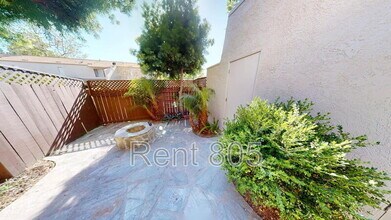 1224 Llama Ct in Ventura, CA - Building Photo - Building Photo