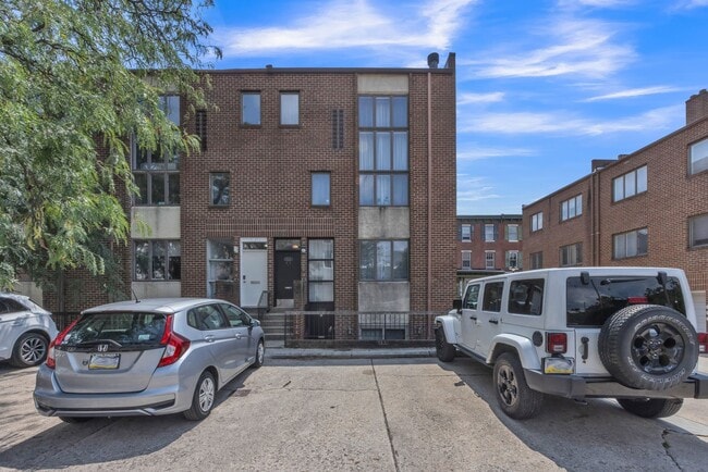 1928 Rodman St, Unit 1928 Rodman St A