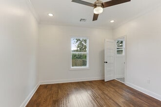 2825 Pauger St in New Orleans, LA - Building Photo - Building Photo