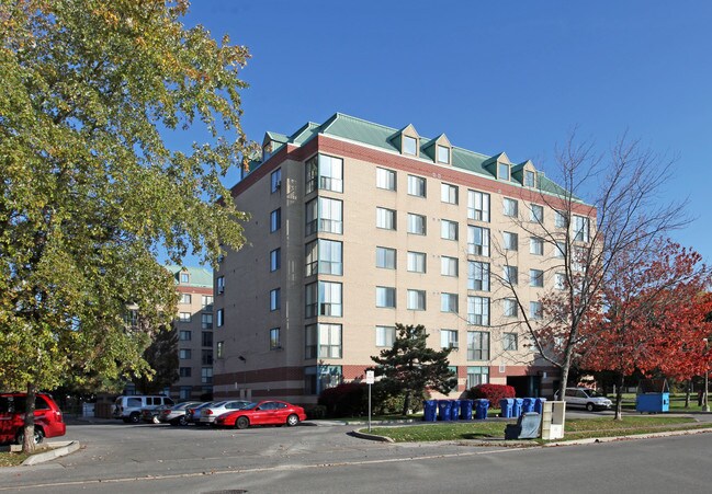 Cormack Station in Whitby, ON - Building Photo - Building Photo