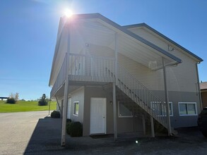 419 Gibson Ln in Richmond, KY - Foto de edificio - Building Photo