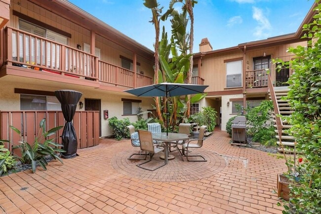 4430 Cleveland Ave in San Diego, CA - Building Photo - Building Photo