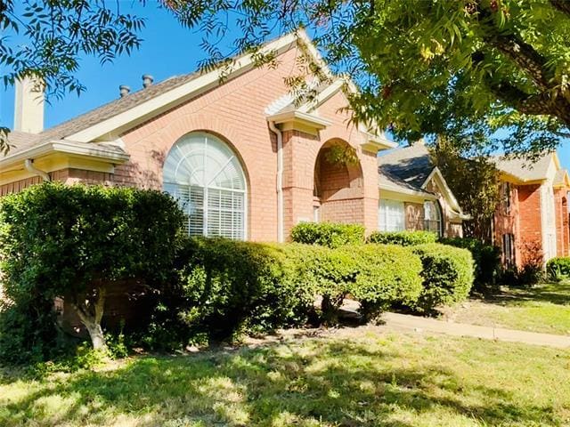 property at 1437 Sussex Dr