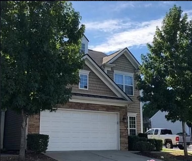 property at 440 Lazy Creek Ln