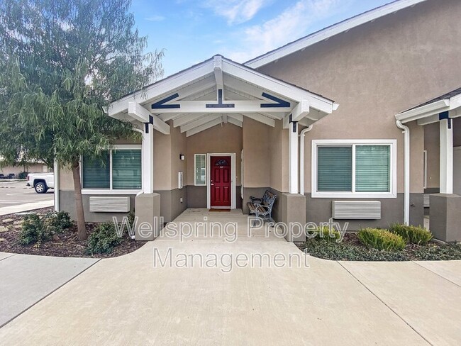 1745 Eldena Way in Modesto, CA - Building Photo - Building Photo