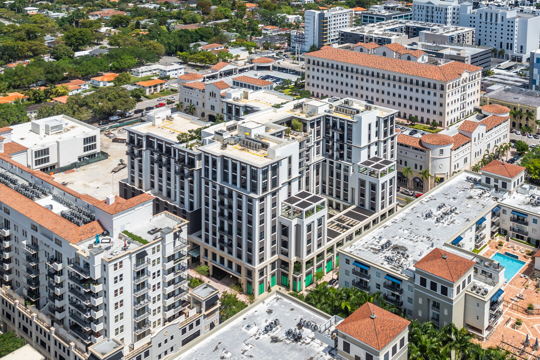 Belmont Village Coral Gables in Coral Gables, FL - Foto de edificio