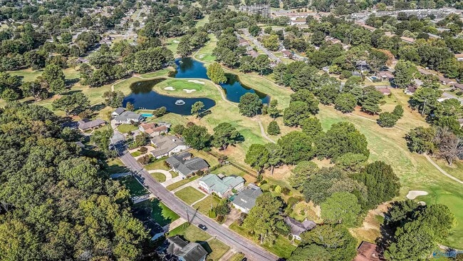 1313 Wind River Cir SE