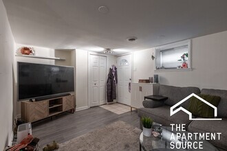 1938 N Halsted St, Unit 1 in Chicago, IL - Foto de edificio - Building Photo