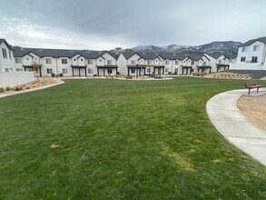 517 S May Dr in Cedar City, UT - Building Photo - Building Photo