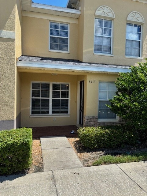 5413 River Rock Rd