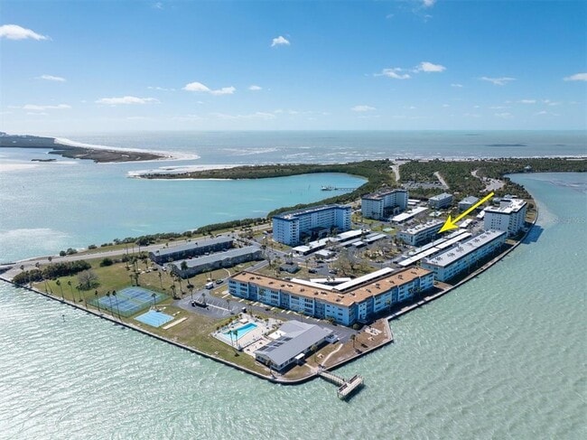 property at 8 Glencoe Pl