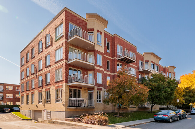 1000 Gordon Rue in Verdun, QC - Building Photo - Building Photo