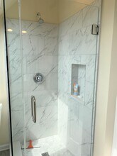 3326 N Bell Ave, Unit 4 in Chicago, IL - Building Photo - Building Photo