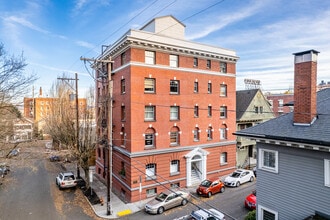 King Davis Condos in Portland, OR - Foto de edificio - Primary Photo