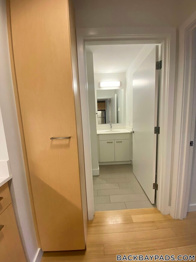 1085 Boylston St in Boston, MA - Building Photo - Building Photo