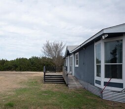 1000 Co Rd 201 in Liberty Hill, TX - Building Photo - Building Photo
