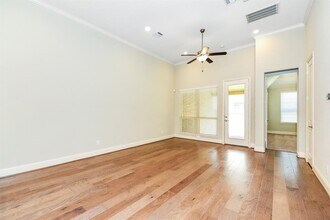 137 Skybranch Dr in Conroe, TX - Building Photo - Building Photo