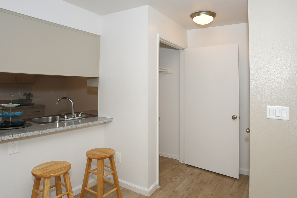 Windscape Village Apartments in Banning, CA