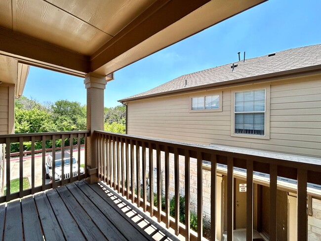 property at 1310 W Parmer Ln