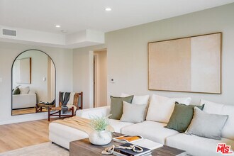 1470 Rexford Dr in Los Angeles, CA - Building Photo - Building Photo