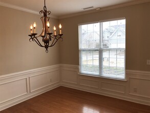 6513 Amber Bluffs Cres in Raleigh, NC - Building Photo - Building Photo