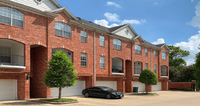 Tuscany Row Townhomes in Houston, TX - Foto de edificio - Building Photo