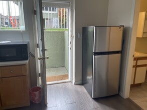 6039 Ontario St in Maple Ridge, BC - Building Photo - Building Photo