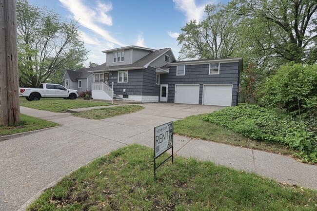 property at 1009 Colfax Ave