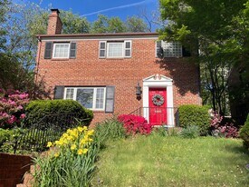 2502 Sanford St, Unit Bright Furnished 1 BR in Alexandria, VA - Building Photo