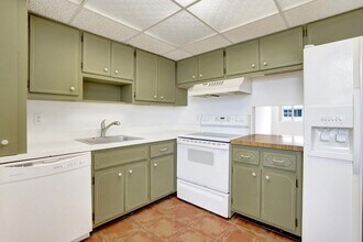 4500 N Flagler Dr, Unit C8 in West Palm Beach, FL - Foto de edificio - Building Photo