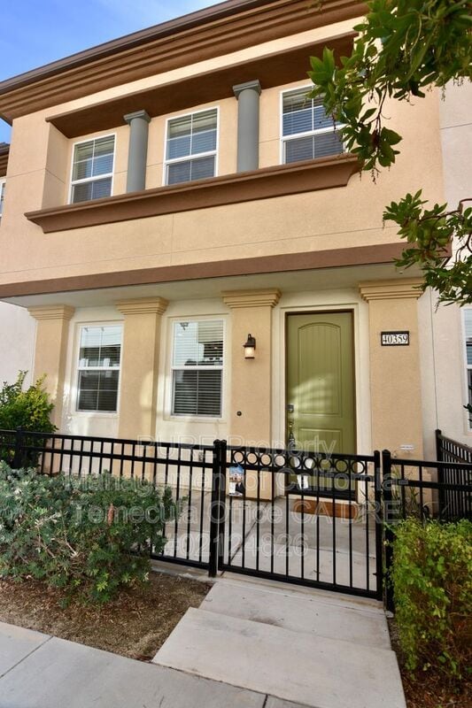 40359 Calle Real in Murrieta, CA - Building Photo - Building Photo