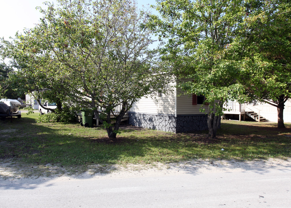 Roseman Park in Wilmington, NC - Building Photo