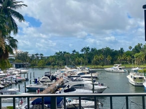 1700 NW N River Dr in Miami, FL - Building Photo - Building Photo