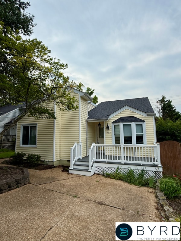 1703 Sheldrake Ct