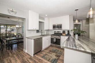 2472 Whitman St in Clearwater, FL - Building Photo - Building Photo