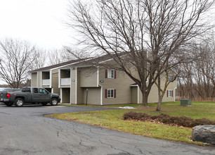 Mercer Mills Apartments in Baldwinsville, NY - Building Photo - Building Photo