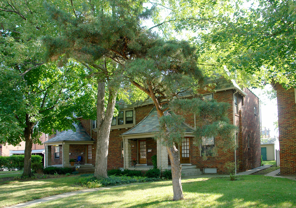 1690-1696 Glenn Ave in Columbus, OH - Building Photo