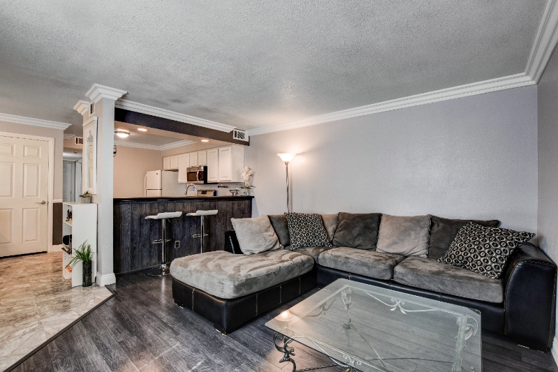 4300 Tara Ave-Unit -Unit A in Las Vegas, NV - Foto de edificio