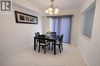 4209 Pioneer Ave in Windsor, ON - Building Photo - Building Photo