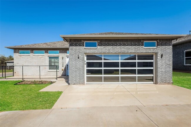 property at 11348 Paradise Out Ln