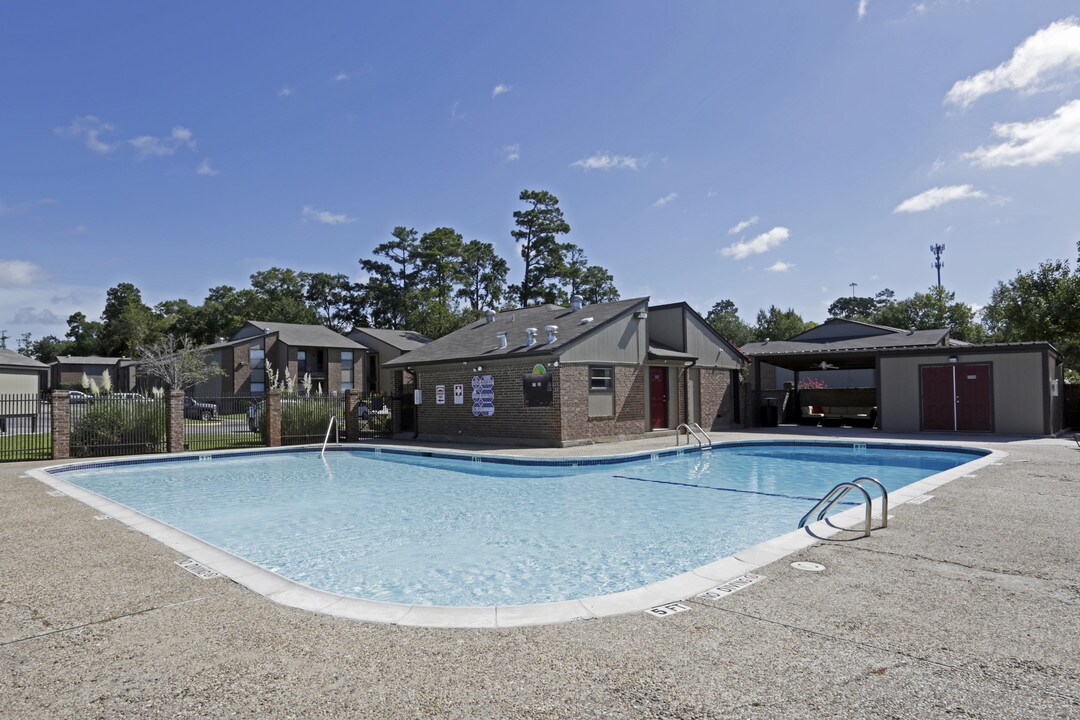 Greenbriar Apartments in Lufkin, TX - Building Photo