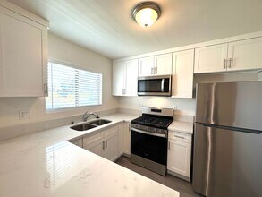 160 S Michigan Ave-Unit -205 in Pasadena, CA - Building Photo - Building Photo