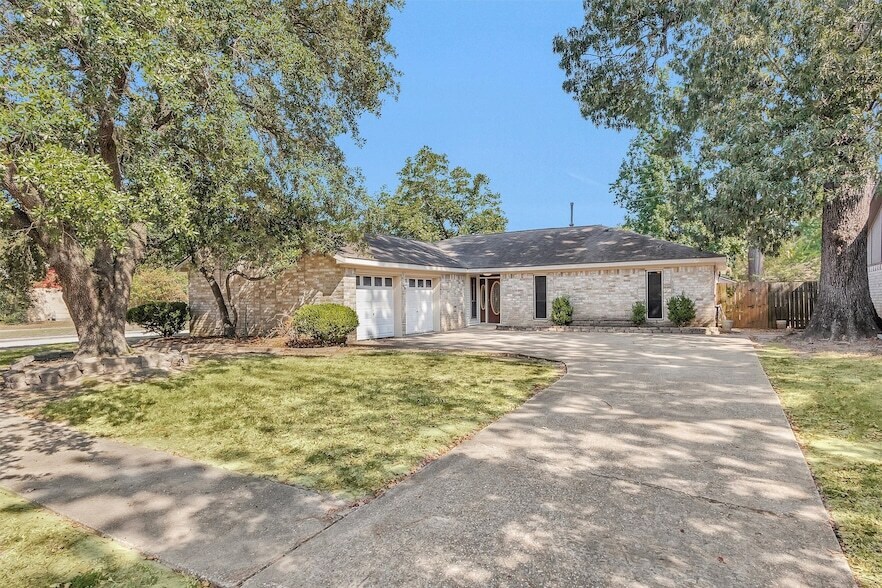 23918 Spring Gum Dr in Spring, TX - Building Photo