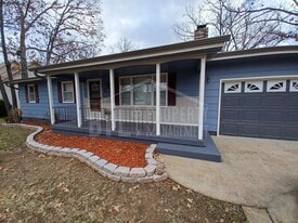1705 Neihardt Ave in Branson, MO - Building Photo