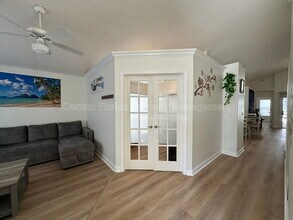 1009 Lake Davenport Blvd in Davenport, FL - Building Photo - Building Photo