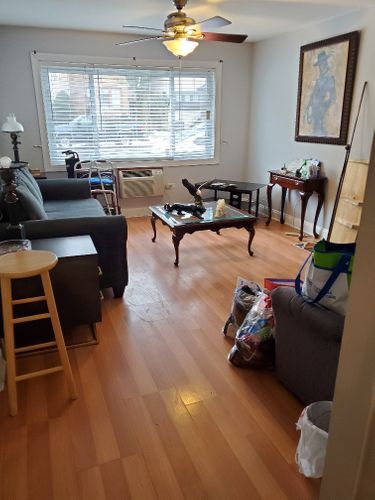 2214 W Touhy Ave-Unit -A in Chicago, IL - Building Photo - Building Photo